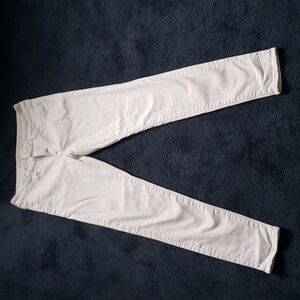American Eagle Oitfitters White Jennings Size 4